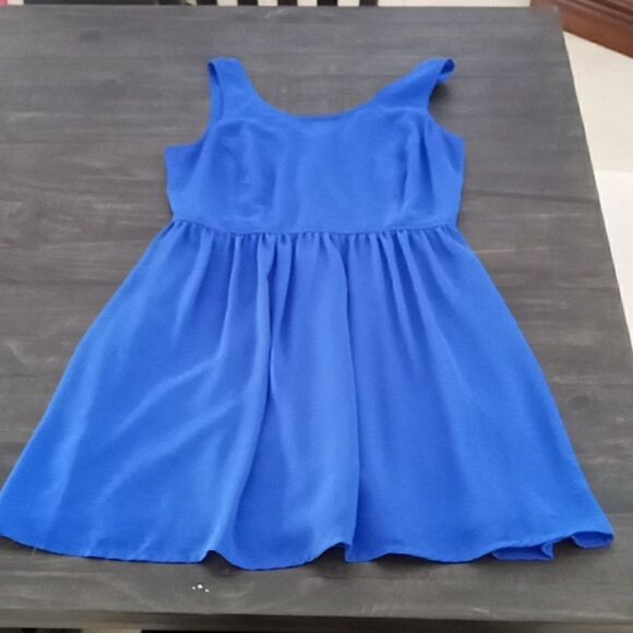 Forever 21 mini flowy dress size small in Blue - Picture 1 of 3
